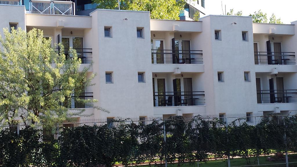 Paloma Residence Мамая Екстериор снимка