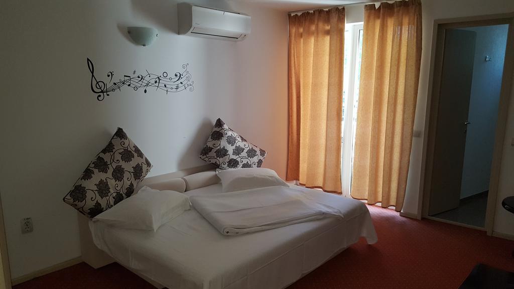 Paloma Residence Мамая Екстериор снимка